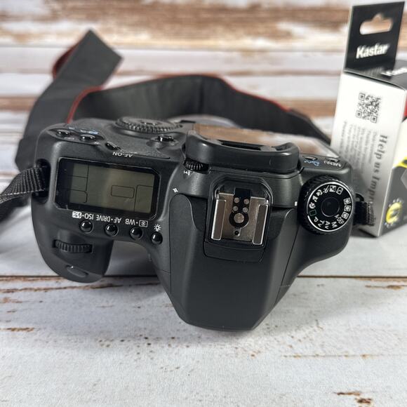 Canon - EOS 40D 10.1MP Digital SLR Camera - Body Only - Picture 4 of 8